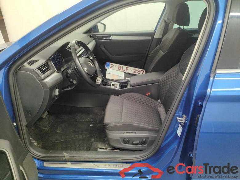 Skoda Superb Combi 2.0 CRTDI 90kW DSG7 Clever 5d #3