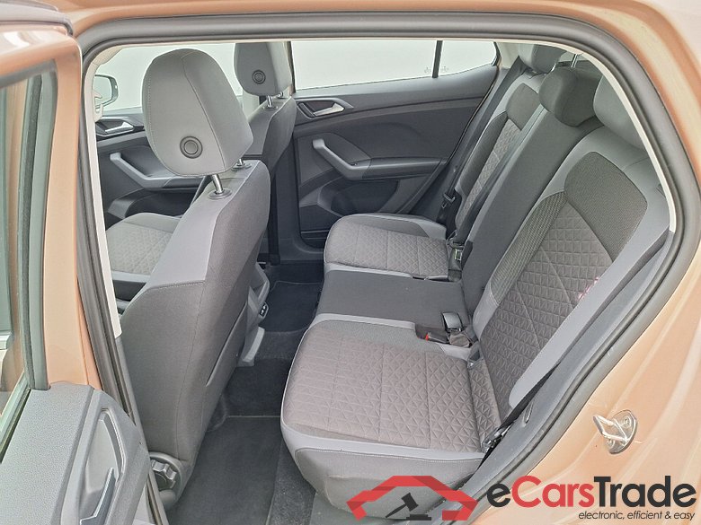 VW, T-Cross '18, Volkswagen T-Cross 1.0 TSI 81kW Style 5d #4