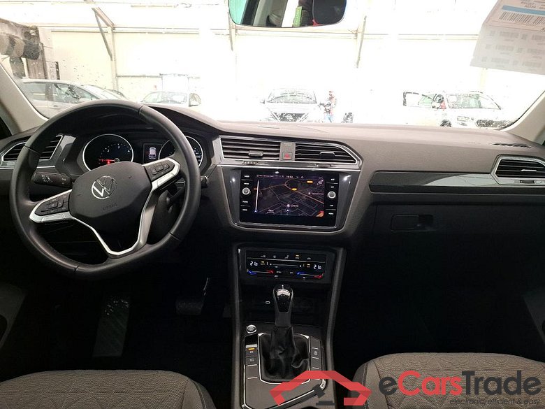 VOLKSWAGEN Tiguan / 2020 / 5P / SUV 2.0 TDI 150 DSG7 Life Business #5