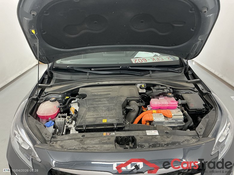 KIA XCEED 1.6 GDI PHEV DCT BUSINESS LINE #6
