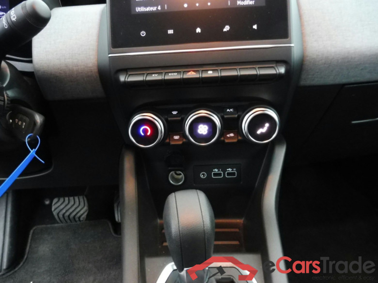 Renault Clio Evolution 1.6 E-TECH Full Hybrid 145 ch #6