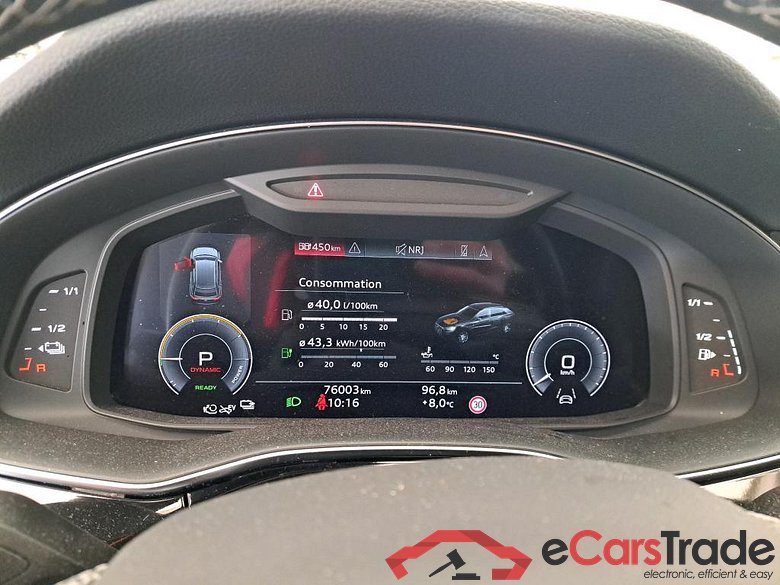 AUDI Q8 / 2018 / 5P / SUV 60 TFSi e quattro tiptronic Competition #6