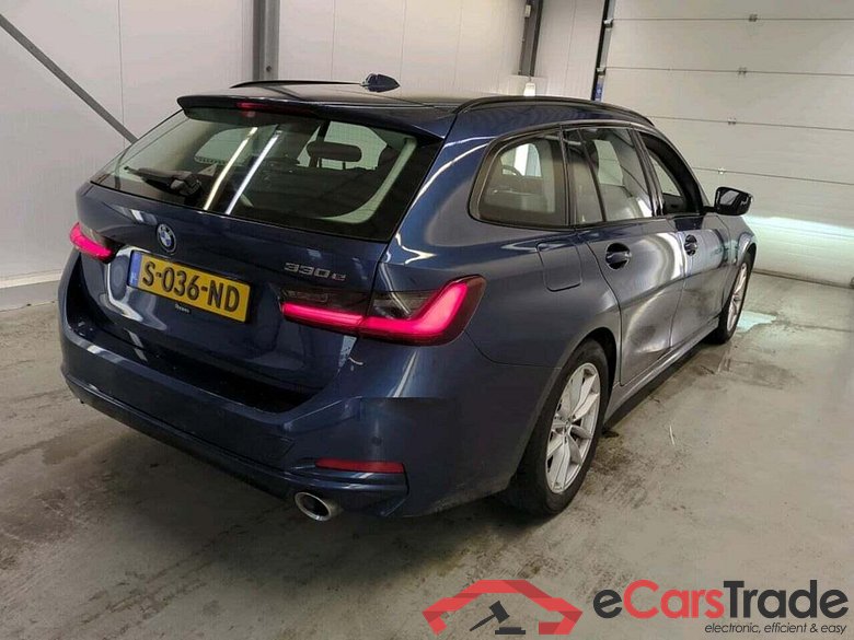 BMW 3-serie Touring 330 #2