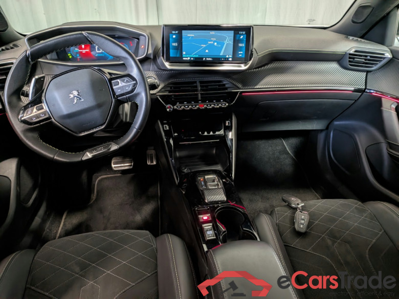 PEUGEOT 2008 1.2 PureTech GT Pack #5