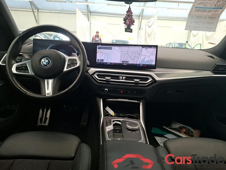 BMW Série 3 Touring / 2022 / 5P / Break 330e 292ch M Sport BVA8 Hybride LOT BMW #5