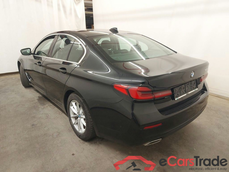 BMW 520d Aut. LED Head-Up LC-Pro ACC Sport-Leather Navi-Pro KeylessGo Camera Klima PDC ... #4