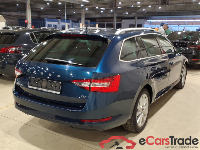 SKODA SUPERB COMBI 1.4 TSI PHEV 160KW DSG6 CLEVER #4