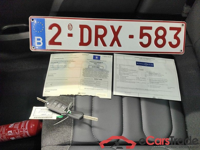 Citroën C3 Aircross 1.5 BlueHDi 110 S&S MAN6 Shine 5d #4