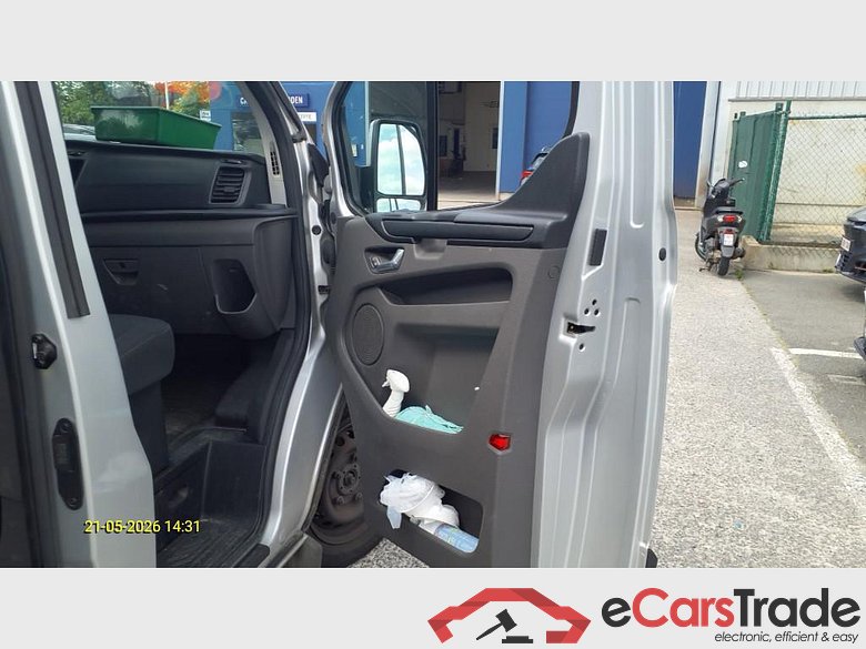 Ford Transit Custom Kombi #5