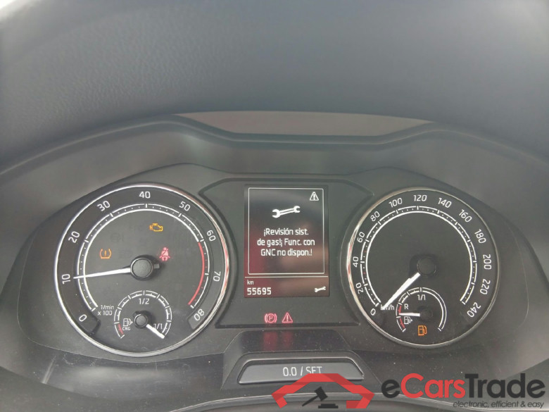 SKODA Scala / 2019 / 5P / berlina con portón 1.0 TGI 66KW (90CV) Active #4