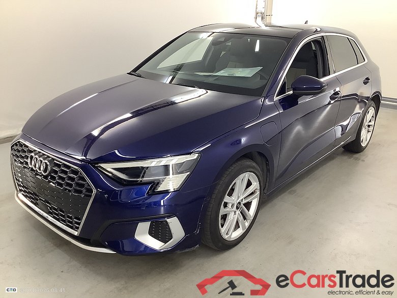 AUDI A3 1.4 40 TFSI E S TRON. ADVANCED SPORTBACK