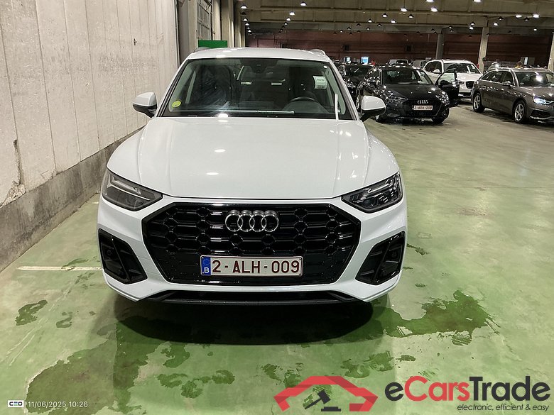 AUDI Q5 2.0 30 TDI S TRONIC BUSINESS ED. S LINE #1