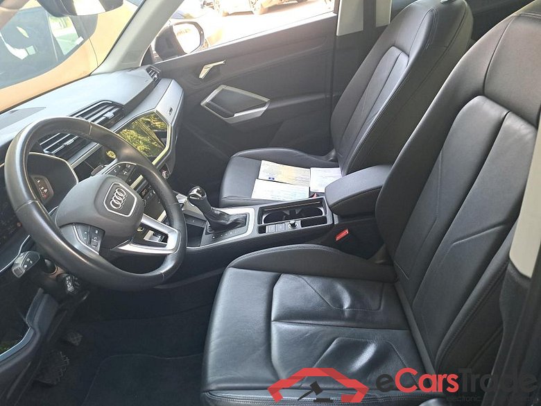 AUDI Q3 1.4 45 TFSI E S TRONIC S LINE #5