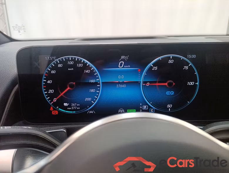 MERCEDES EQB (X253) 70.5 kWh EQB 250+ Luxury Line 5d #4
