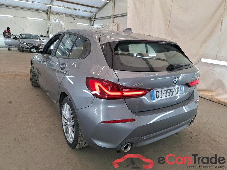 BMW Série 1 / 2019 / 5P / Berline 2.0 120D AUTO xDrive #2
