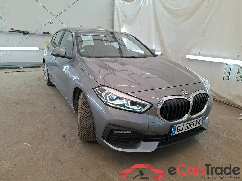 BMW Série 1 / 2019 / 5P / Berline 2.0 120D AUTO xDrive #4
