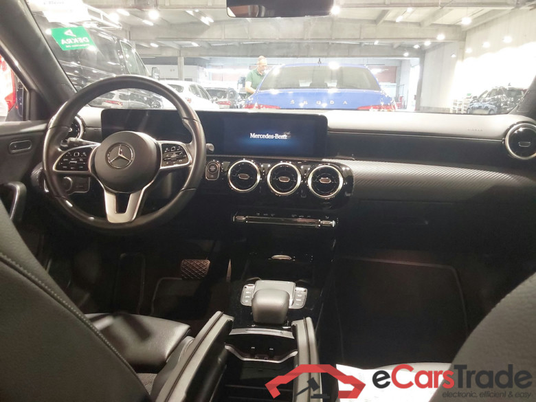 MERCEDES-BENZ A-CLASS 1.3 A 180 BUSINESS SOLUTION #6
