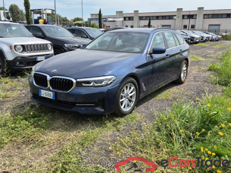 BMW 520d Aut. LED-Xenon ACC Head-Up  LC-Pro Navi-Pro KeylessGo Camera Klima PDC ... #1