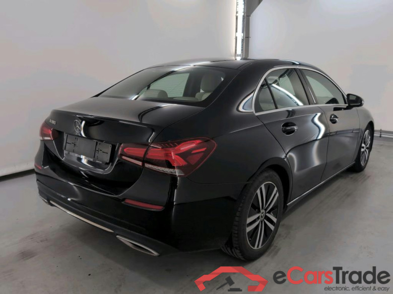 MERCEDES-BENZ A-CLASS LIMOUSINE 1.3 A 180 #4