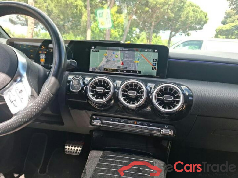 Mercedes A 180d AMG Night Aut. Pano LED-MultiBeam Widescreen Ambient Navi 1/2 Sport-Leather-Alcantara KeylessGo Camera Klima PDC ... #6