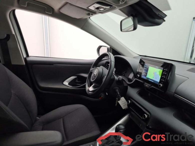 TOYOTA Yaris 1.5 Hyb. Active AUT. #3