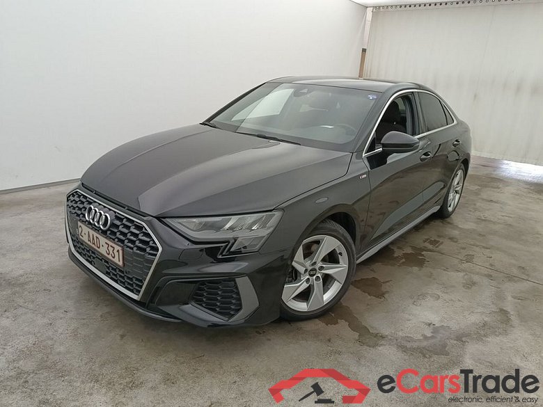Audi A3 Berline 1.5 TFSi 35 110kW S tronic S line 4d #1