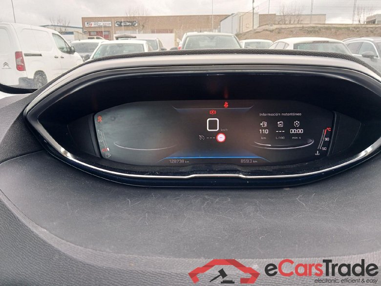 PEUGEOT 3008 / 2020 / 5P / todoterreno 1.5 BlueHDi 96kW (130CV) S&S Active Pack #4