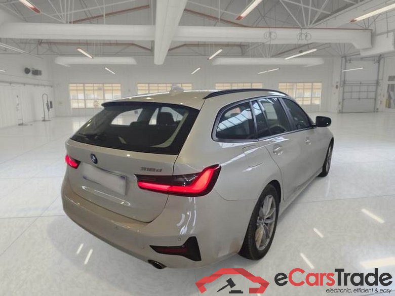BMW SERIE 3 / 2018 / 5P / STATION WAGON 318D BUSINESS ADVANTAGE AUTO TOURING #2