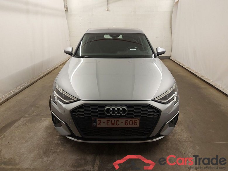 Audi A3 Sportback 1.0 30 TFSi 81kW S tronic Attraction BE 5d #5