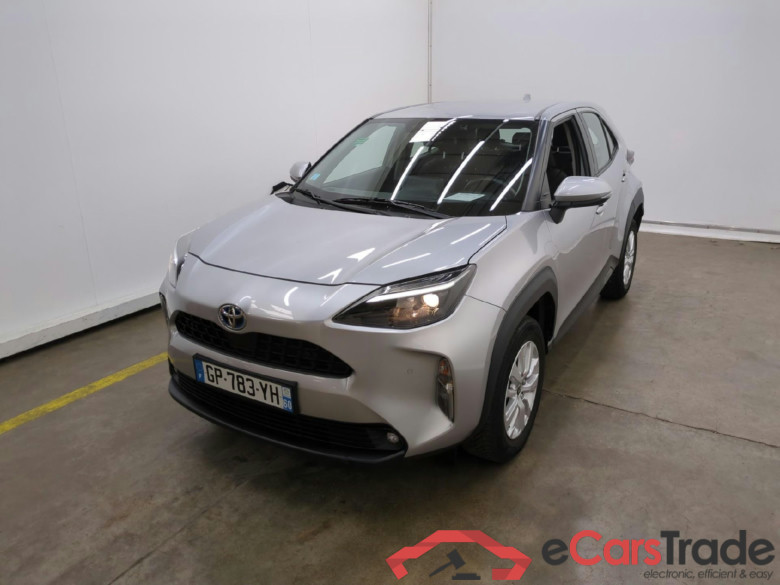 TOYOTA Yaris Cross Hybride / 2021 / 5P / SUV 1.5 HYBRID 116H DYNAMIC BUSINESS BEY AWD #1