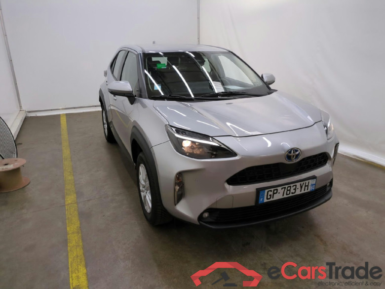 TOYOTA Yaris Cross Hybride / 2021 / 5P / SUV 1.5 HYBRID 116H DYNAMIC BUSINESS BEY AWD #2