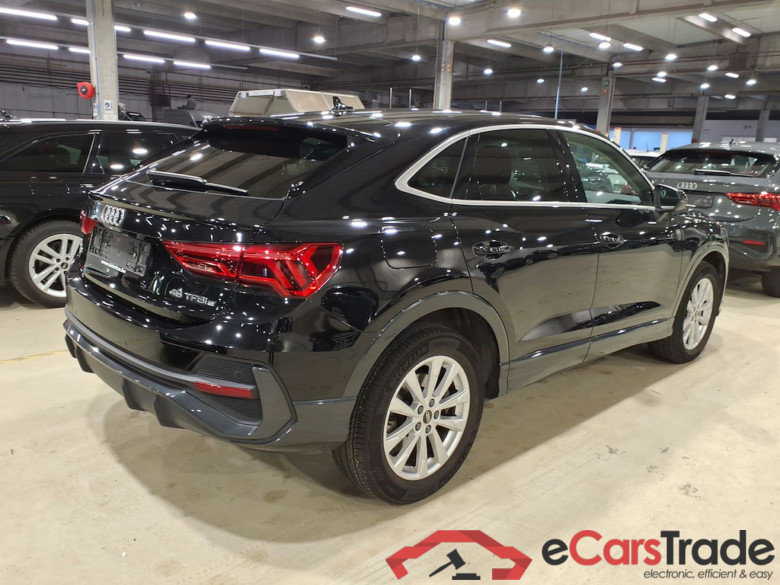 AUDI Q3 Sportback 1.4 45 TFSI E S TRONIC #4