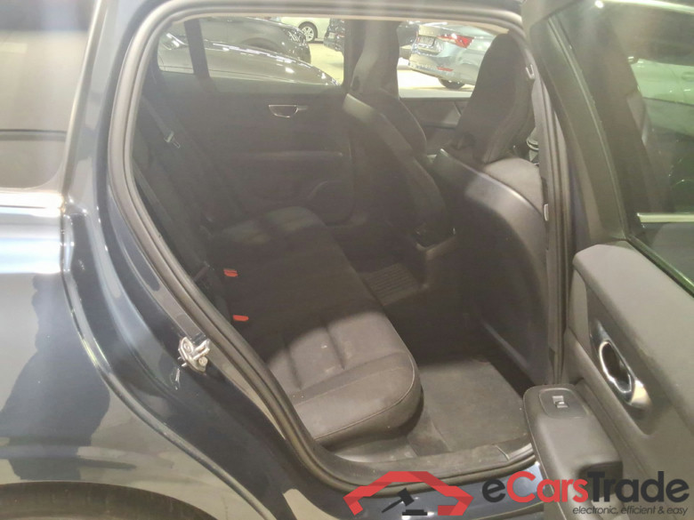 VOLVO V60 2.0 T6 RECHARGE GEARTR INSCRIPTION EXPR #5