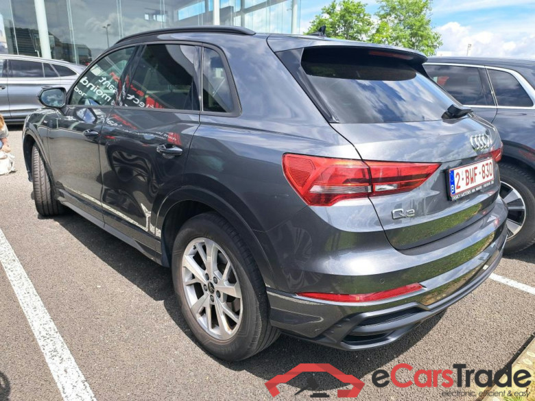 AUDI Q3 2.0 35 TDI S TRONIC S LINE BUSINESS EDIT #3