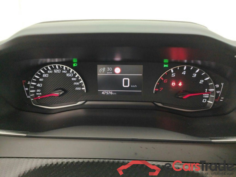 Peugeot 2008 Active Pack PureTech 100HP #3