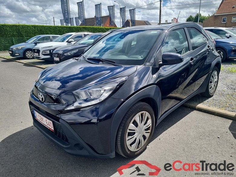 TOYOTA AYGO X 1.0 VVT-I PLAY CVT