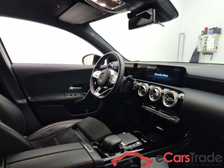 MERCEDES-BENZ A-KLASSE 250E AMG LINE 7G-DCT #3