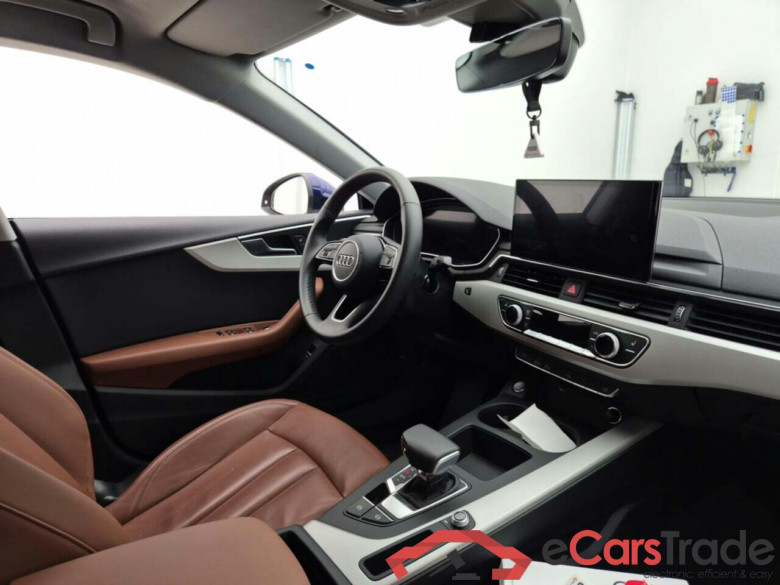 AUDI A5 SPORTBACK 2.0 30 TDI BUSINESS EDITION AT #3