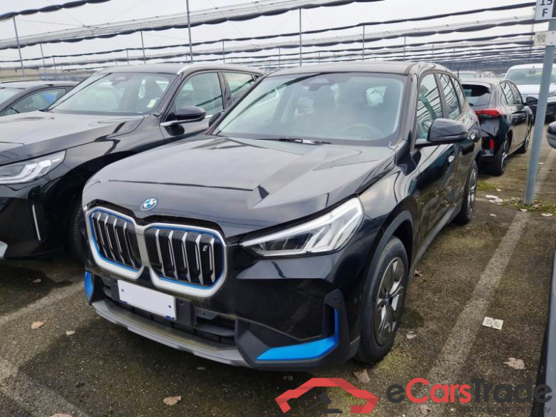 BMW IX1 / 2022 / 5P / SUV 30 XDRIVE #1