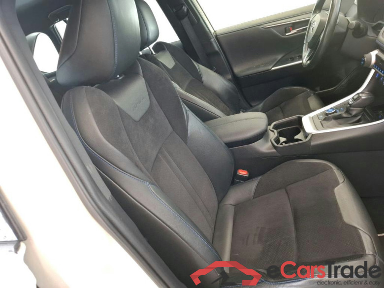 TOYOTA RAV4 Hybride / 2018 / 5P / SUV Hybride AWD 222ch Collection (Ex 716K) #6