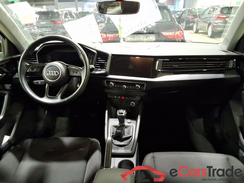 AUDI A1 SPORTBACK 1.0 25 TFSI ATTRACTION #6