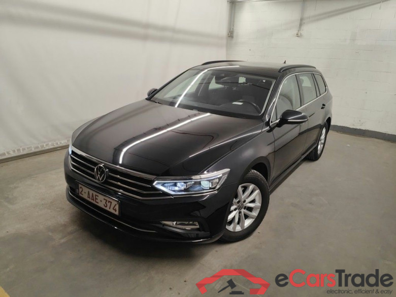 Volkswagen Passat Variant 2.0 TDI 90kW DSG Style Business 5d #1