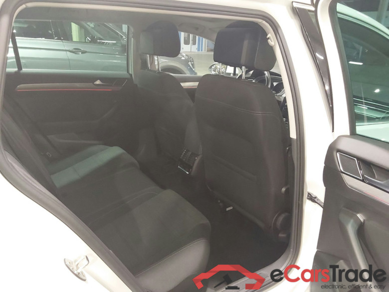 VOLKSWAGEN PASSAT VARIANT 2.0 TDI 90KW MSQ VARIANT STYLE BUSINESS #5
