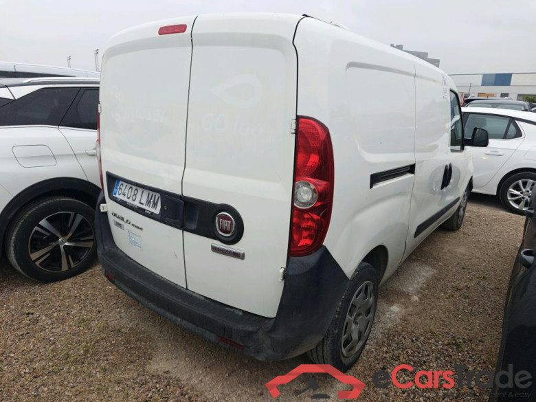 FIAT Doblò Cargo /4P/ Maxi SX 1.6 105 CV #2