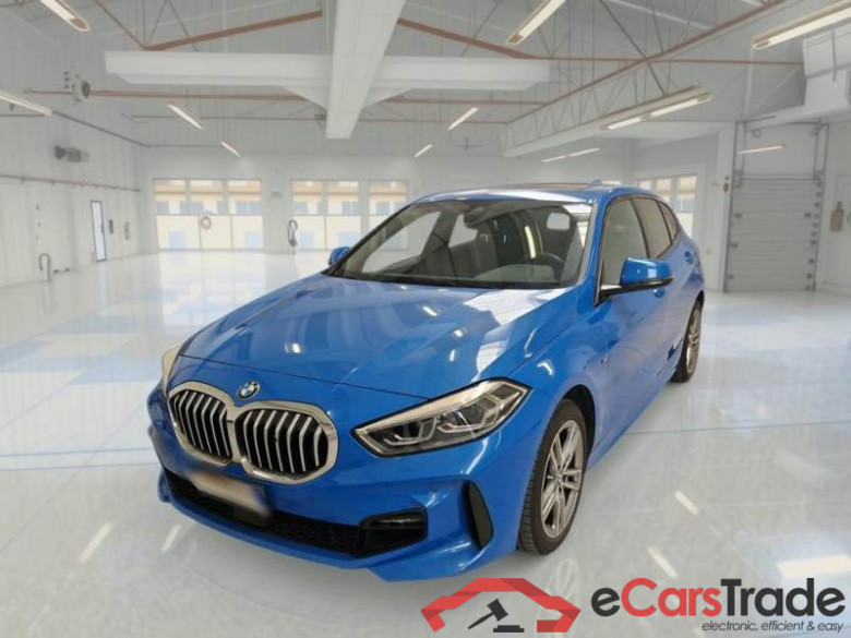 BMW SERIE 1 / 2019 / 5P / BERLINA 118D MSPORT