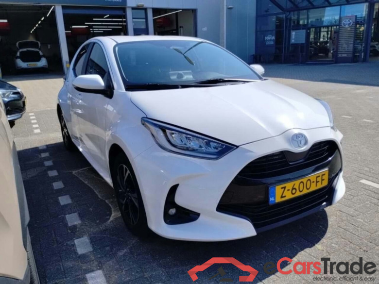 TOYOTA YARIS 1.5 Hybrid 115 First Edition #2