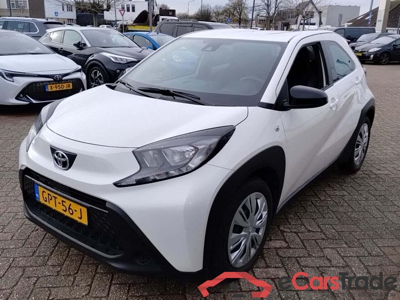 TOYOTA Aygo X 1.0 VVT-i MT Play