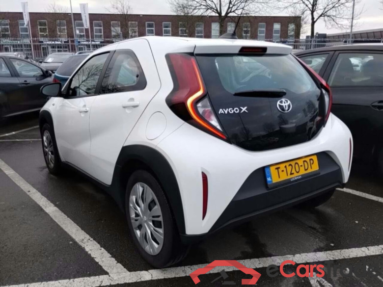 TOYOTA Aygo X 1.0 VVT-i MT Play #3