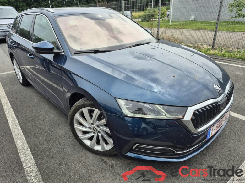 SKODA Octavia Combi PHEV Octavia Combi Clever+ 1,4 TSI iV 150 kW 6-speed automat. #2