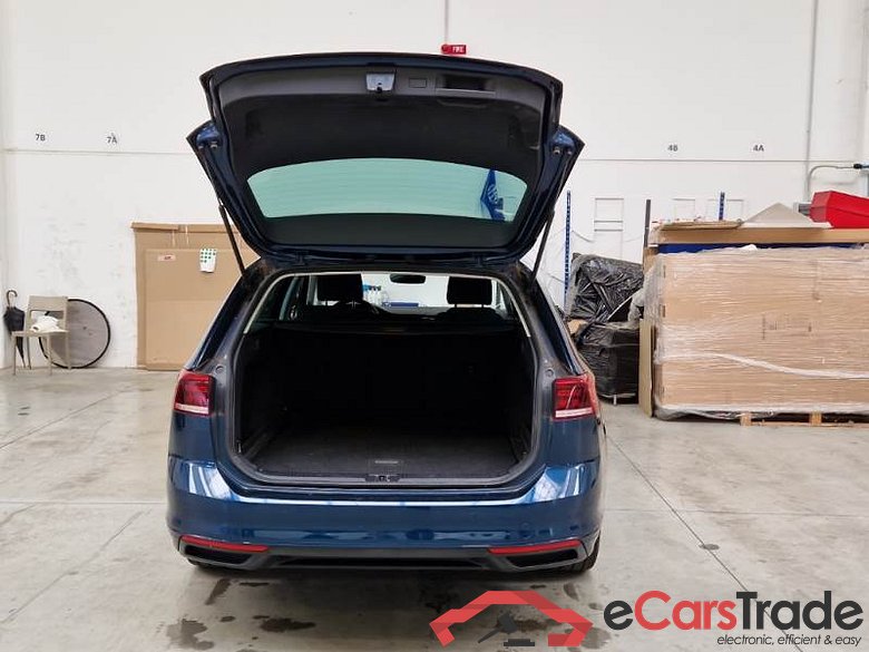 VOLKSWAGEN PASSAT / 2019 / 5P / STATION WAGON VAR. 2.0TDI SCR EVO 110KW BUSINESS DSG #5